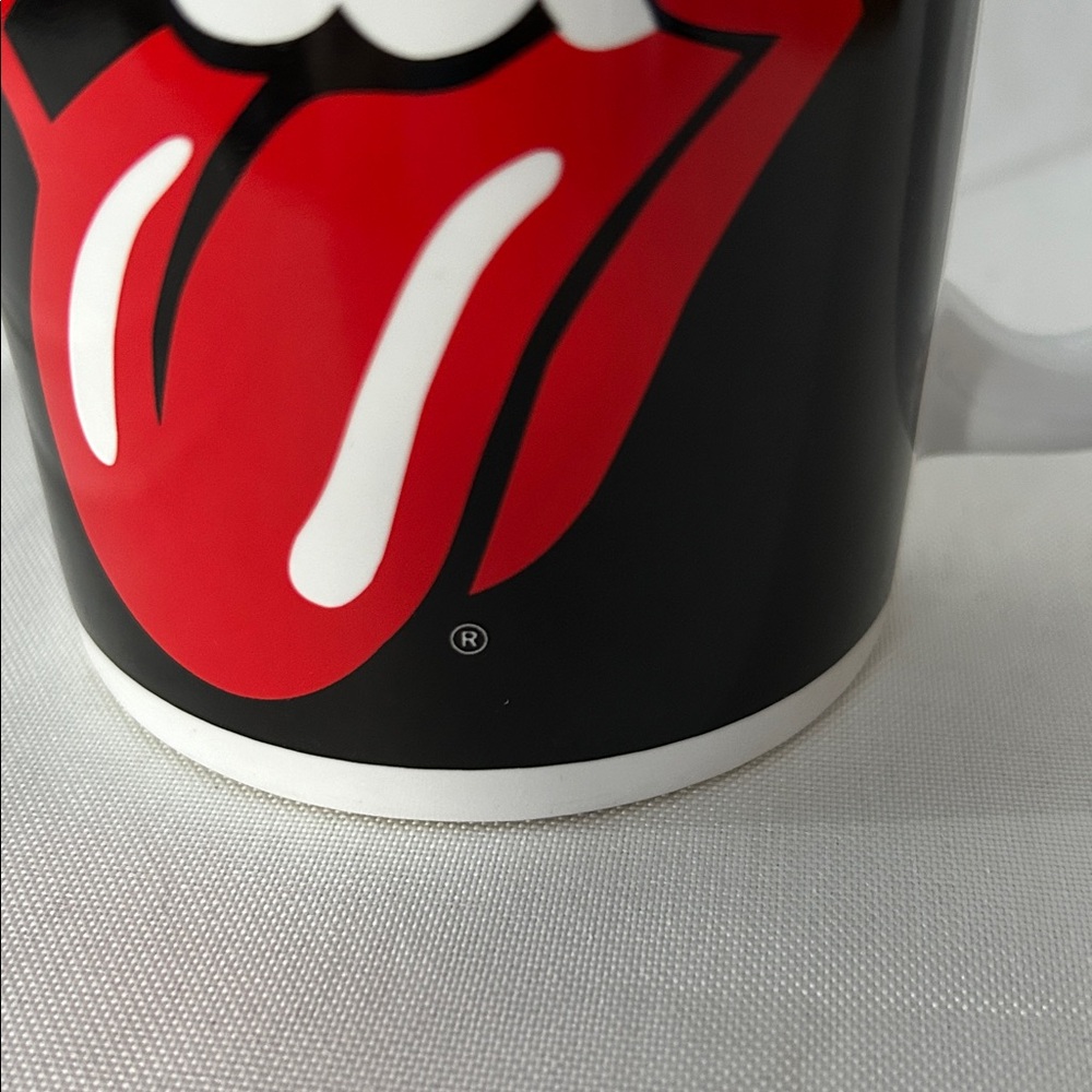 Rolling Stones Band 2010 “Withstand” Tongue Logo Coffee Mug Cup - Picture 2 of 7